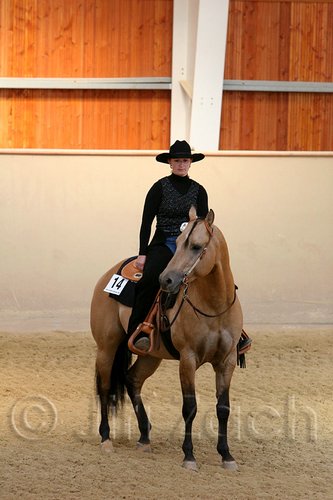 QH062_2042n.jpg