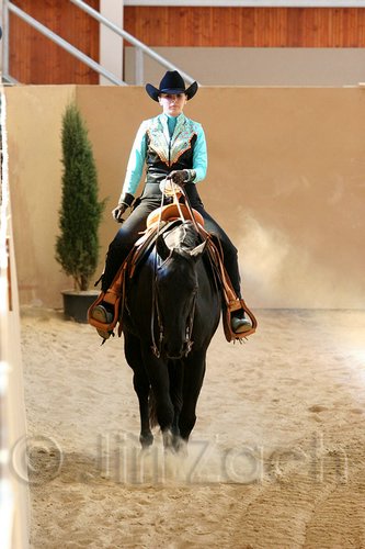 QH062_2048n.jpg