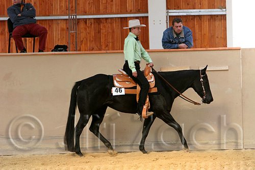 QH062_2117n.jpg
