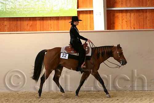 QH062_2121n.jpg