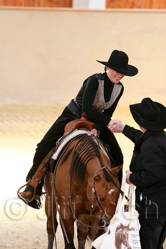 QH062_2131n.jpg