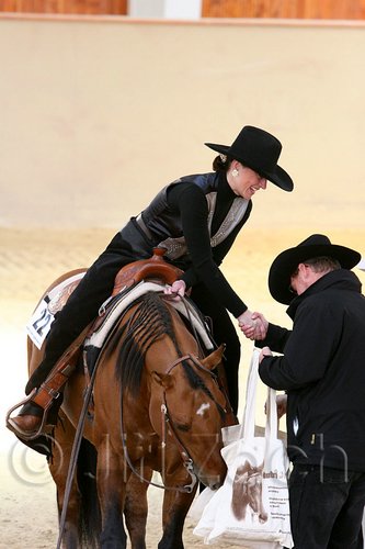 QH062_2132n.jpg