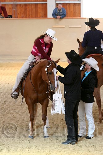 QH062_2135n.jpg