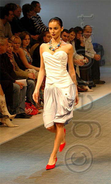 PFW_3146c.jpg