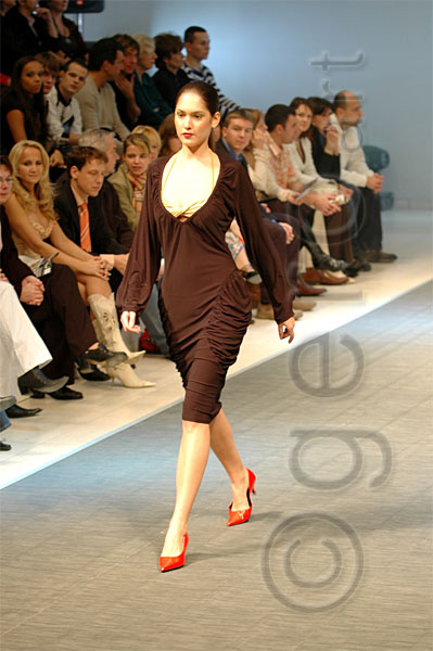 PFW_3202c.jpg