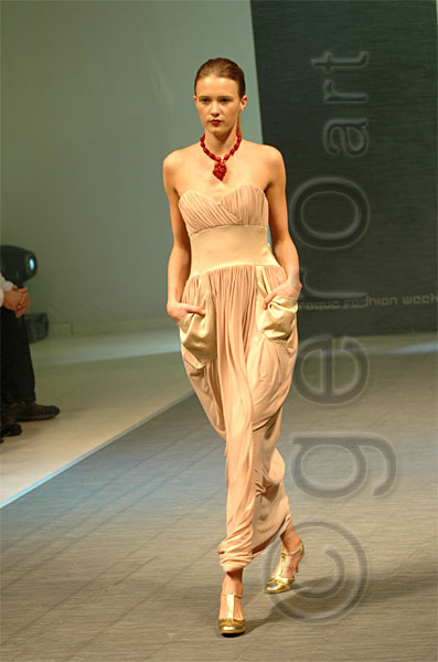 PFW_3213c.jpg