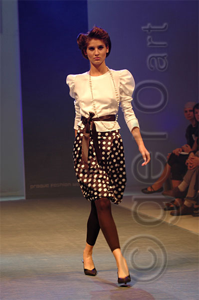 PFW_0909c.jpg
