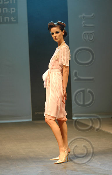 PFW_1202c.jpg