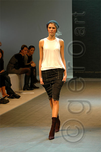 PFW_3931c.jpg