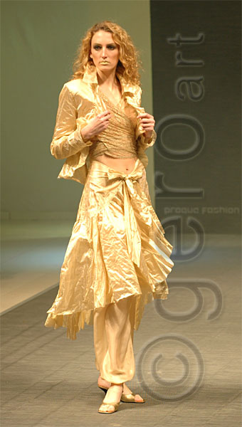 PFW_3463c.jpg