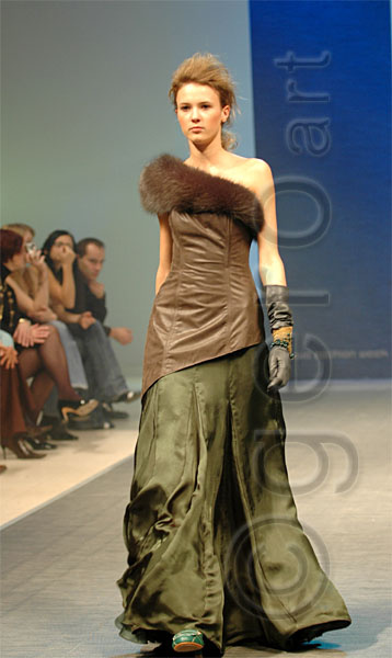 PFW_2440c.jpg