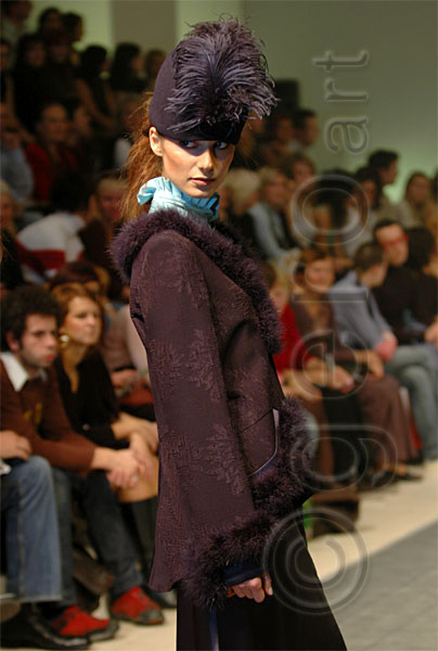 PFW_2460c.jpg