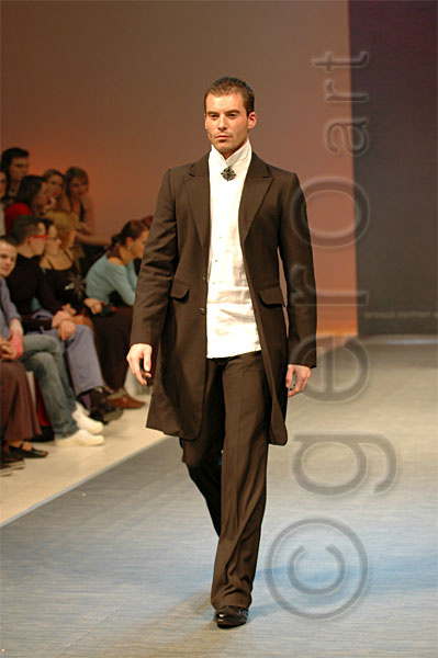 PFW_2503c.jpg
