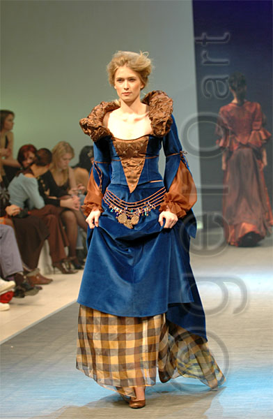 PFW_2605c.jpg