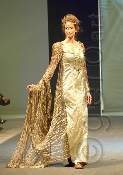 PFW_2640c.jpg