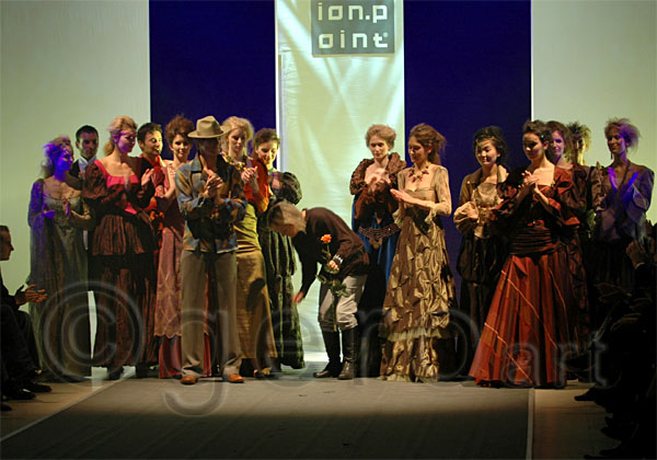 PFW_2704c.jpg