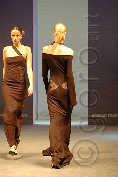 PFW_3760c.jpg