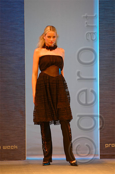 PFW_1536c.jpg