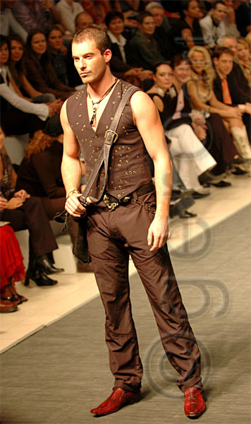 PFW_3240c.jpg