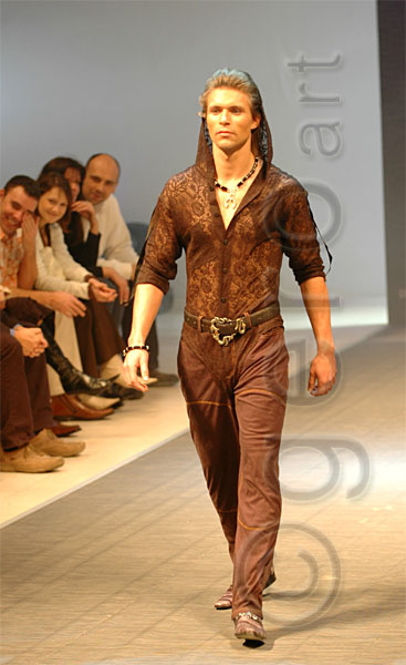 PFW_3246c.jpg