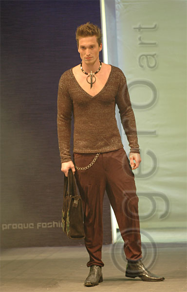 PFW_3251c.jpg