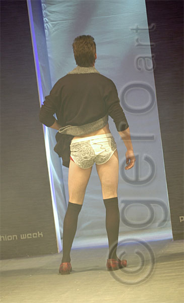 PFW_3293uc.jpg