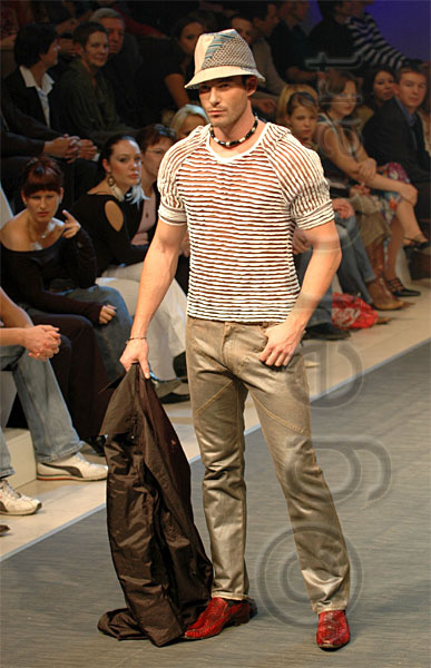 PFW_3315c.jpg