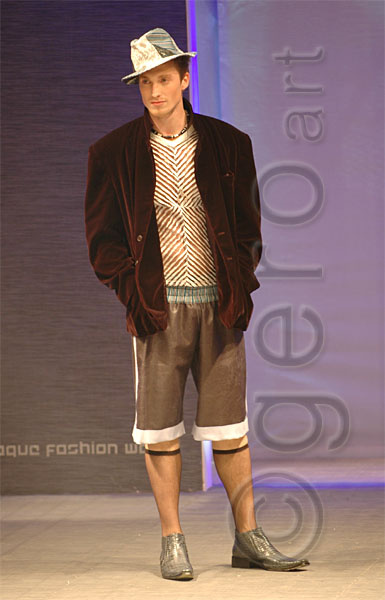 PFW_3324c.jpg