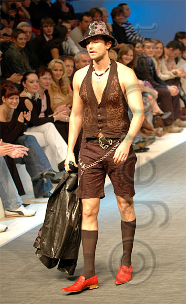 PFW_3356c.jpg