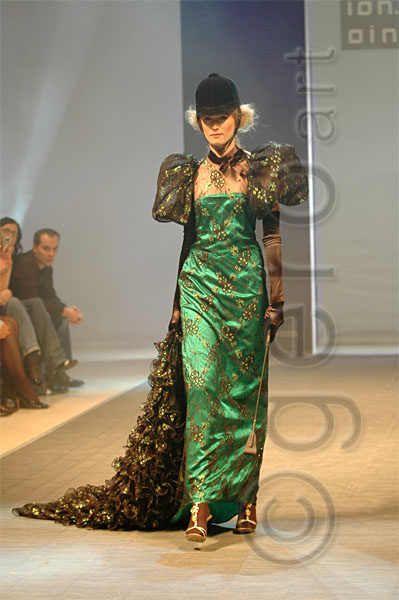 PFW_2059c.jpg