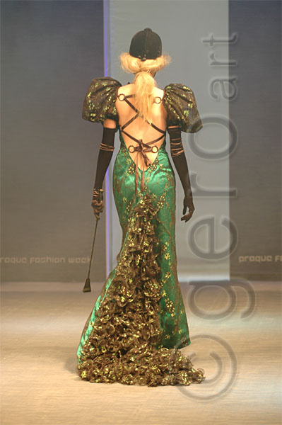 PFW_2068c.jpg