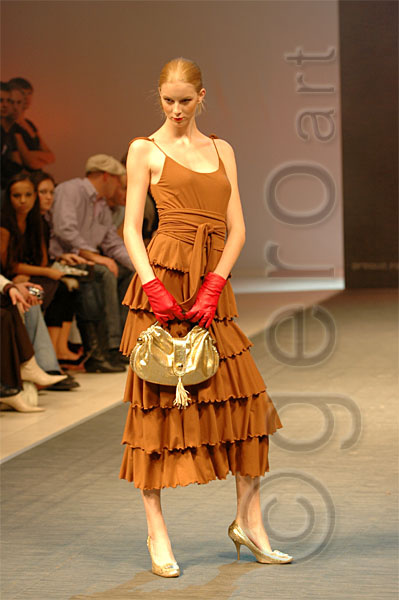 PFW_3619c.jpg