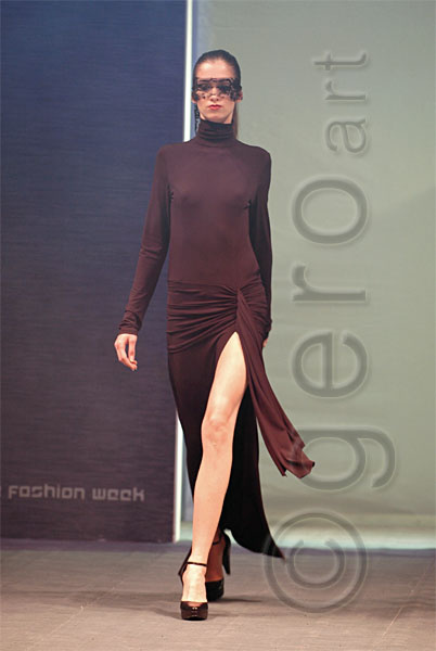 PFW_2942uc.jpg