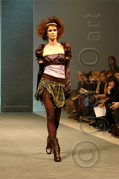 PFW_0167c.jpg