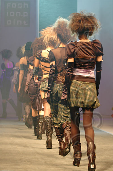 PFW_0304c.jpg