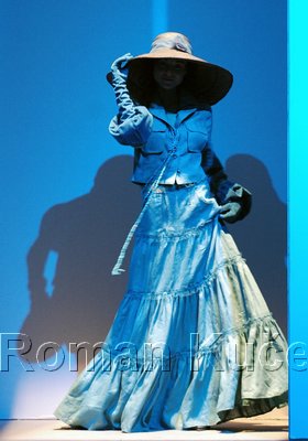 PFW_1048upw.jpg