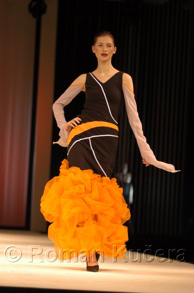 Styl05_1409_R.JPG