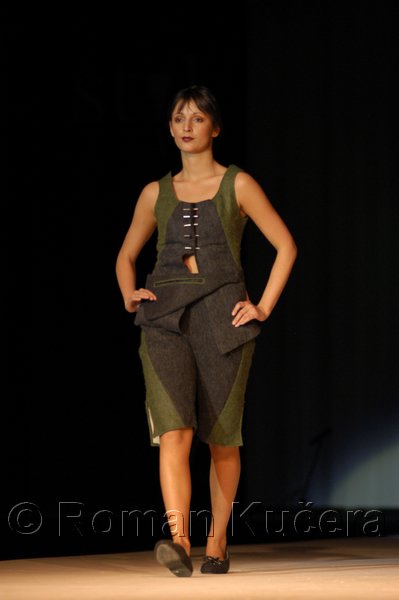 Styl05_1482_R.JPG