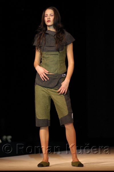 Styl05_1483_R.JPG