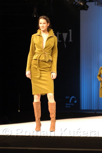 Styl05_0069_R.JPG