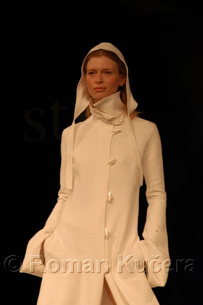 Styl05_0124_R.JPG