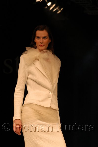Styl05_0128_R.JPG