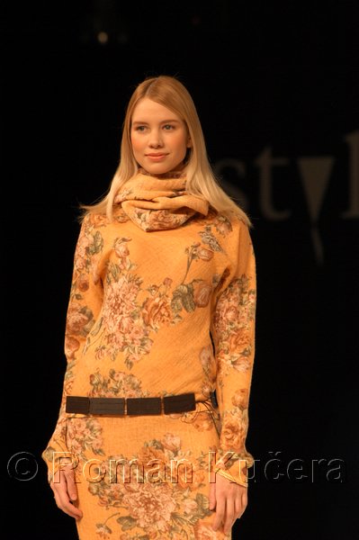 Styl05_0136_R.JPG