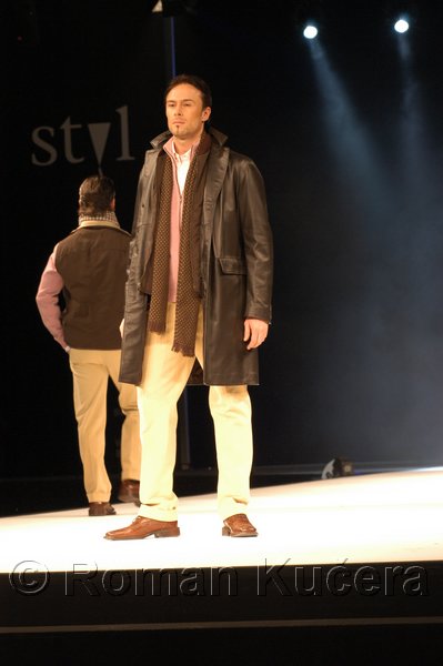 Styl05_0177_R.JPG