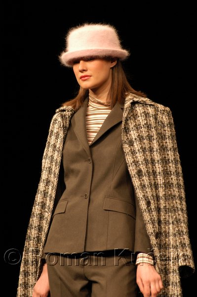 Styl05_1034_R.JPG