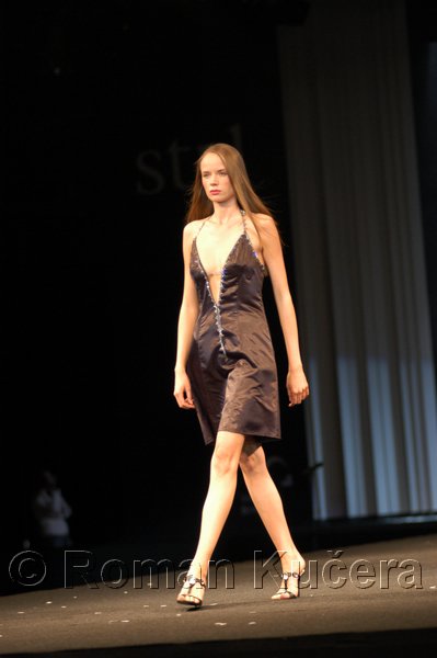 Styl05_1038_R.JPG