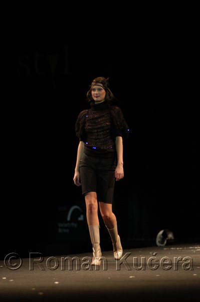 Styl05_1054_R.JPG