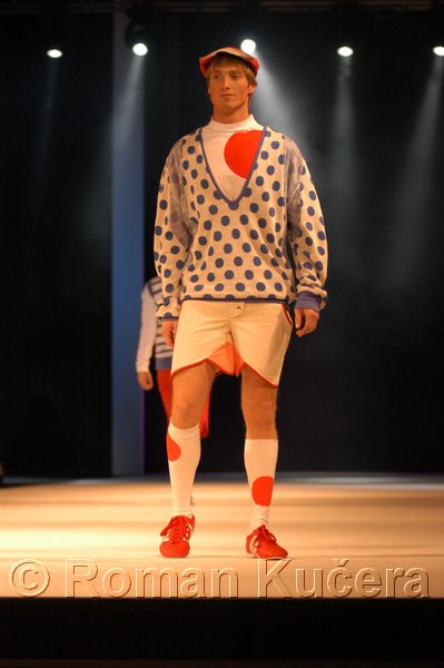 Styl05_0853_R.JPG