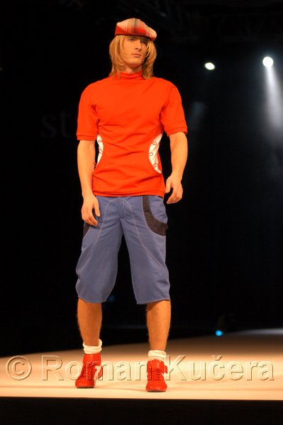 Styl05_0855_R.JPG