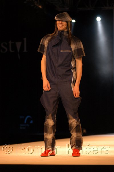 Styl05_0859_R.JPG
